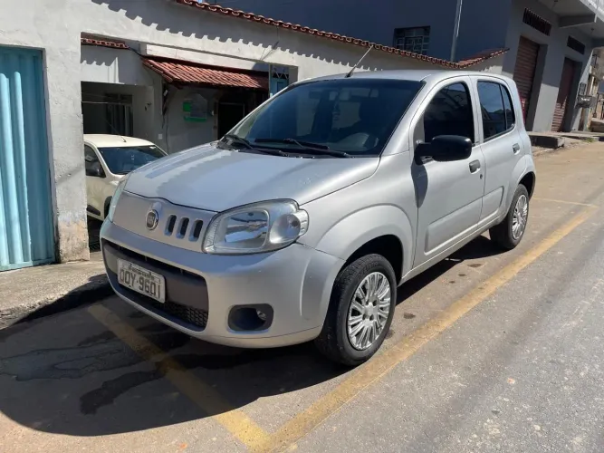 Fiat Uno Vivace/rua 1.0 EVO Fire Flex 8V 5P 2013