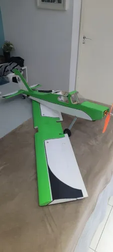 Aeromodelo Tractor Completo - Desapego