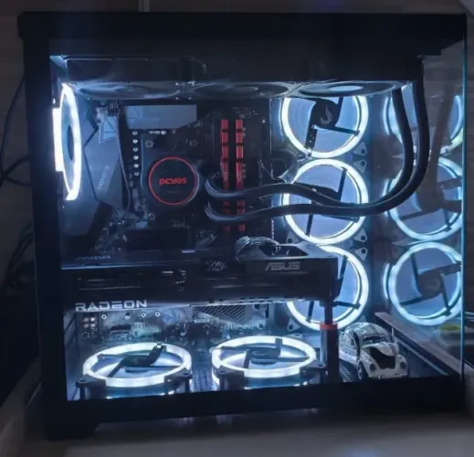 Computador Ryzen 5 5600X com 1 mês de uso
