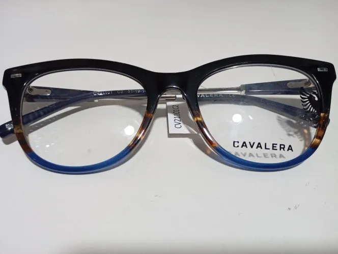 Armação de óculos Cavalera..