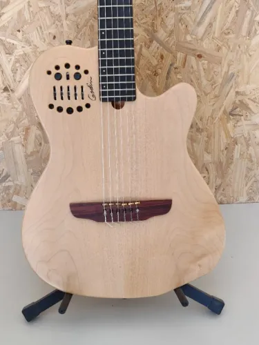 Violão godin acs sa maple