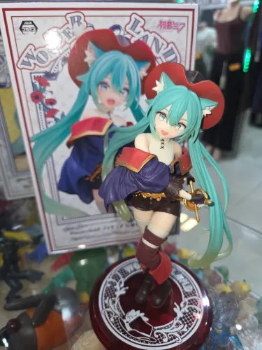Figure Wonderland Hatsune Miku 