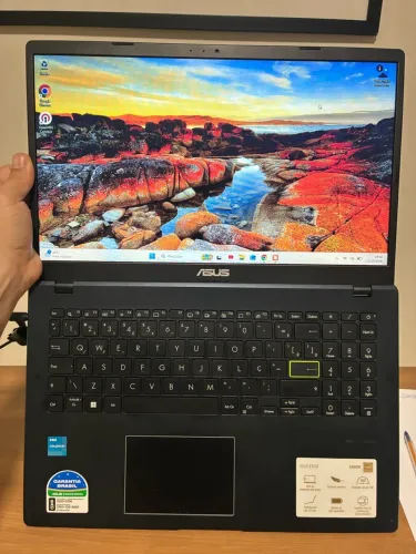 Notebook ASUS Vivobook Go 15 - Seminovo, impecável, com nota fiscal