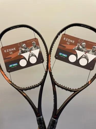 Par Raquete Yonex Ezone Brown 2026 Lacrada