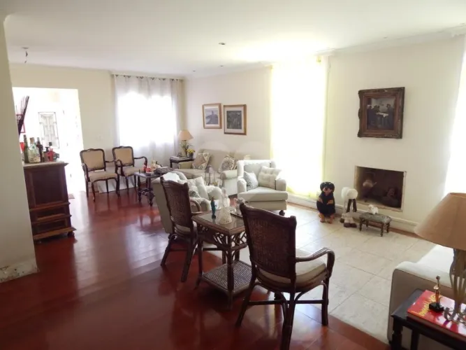 Sobrado de alto padrão -5 suites - Vila Sonia