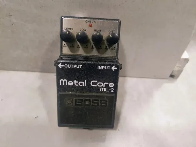 Pedal Boss Distorção Metal Core Ml2