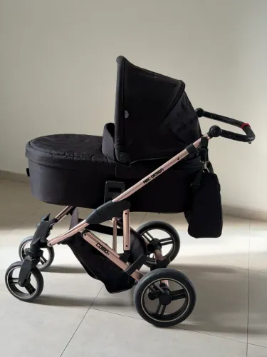 Carrinho COMO 4 com Bebê Conforto e Moisés ABC Design
