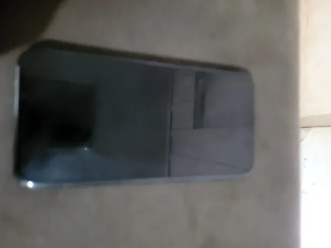 iPhone Xr-PRETO