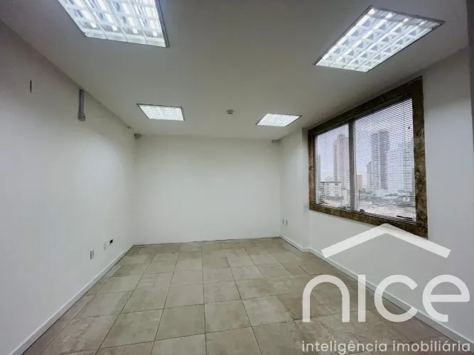 Sala comercial para locação, bairro centro, Itajaí-SC