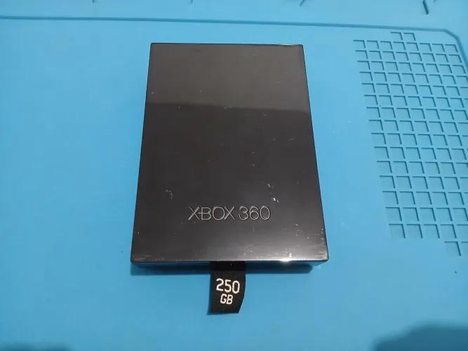 Vendo hd 250 gb Xbox 360