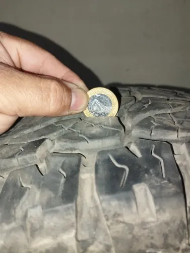 PNEUS PARA CAMIONETE 