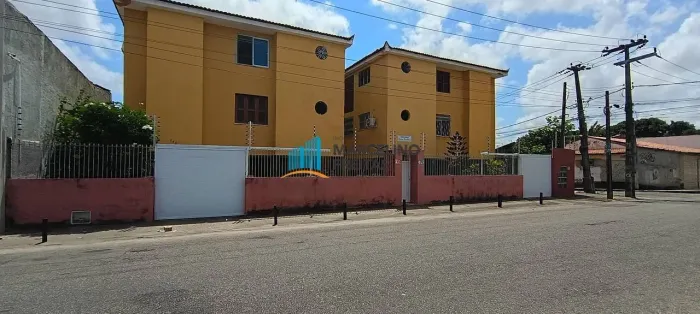 Apartamento com 3 dormitórios para alugar, 106 m² por R$ 1.800,00/mês - Antônio Bezerra -
