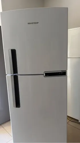 Geladeira Brastemp novíssima sem detalhes 220v