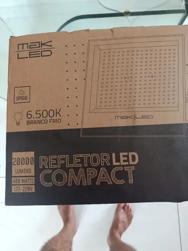 Refletor 20000 lumines  só hoje 200 