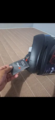 Capacete samarino tamanho 60, nunca usado, R$85