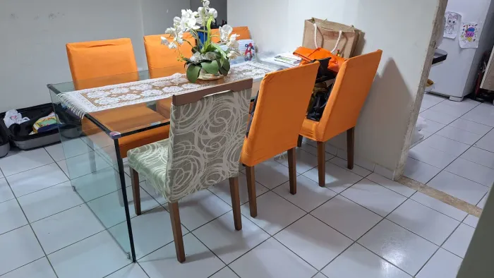 Mesa de jantar de vidro 6 lugares