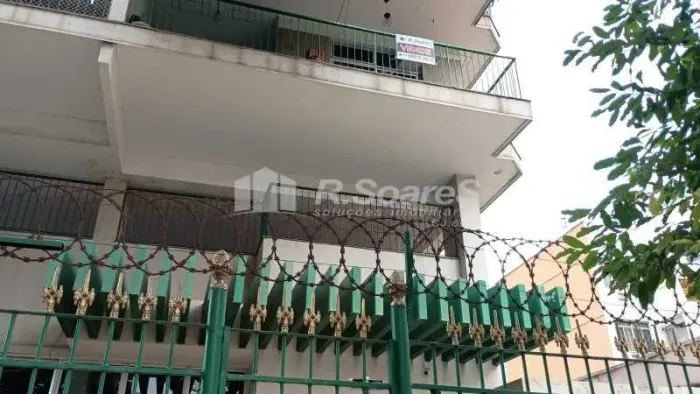 Apartamento 3 quartos com dependência, 1 suíte, rua Jasmins, Vila Valqueire