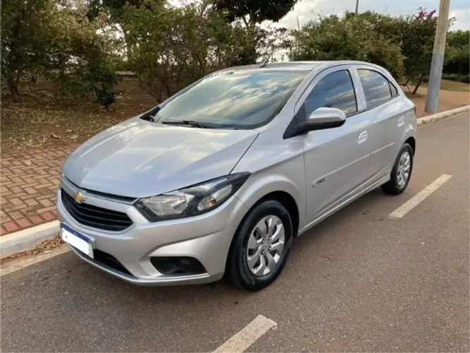 Chevrolet Onix Hatch LT 1.0 8V Flex Mec. 4P 2017