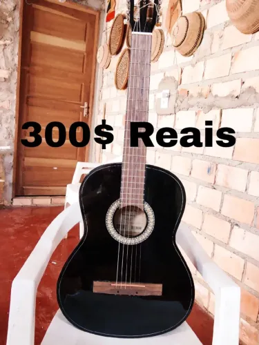 Vendo Violão e Relógio 