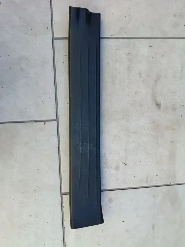 Soleira de porta veículo Toyota Hilux traseira direita