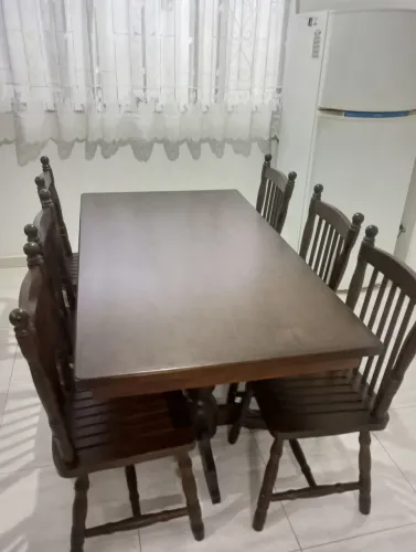 Mesa madeira maciça