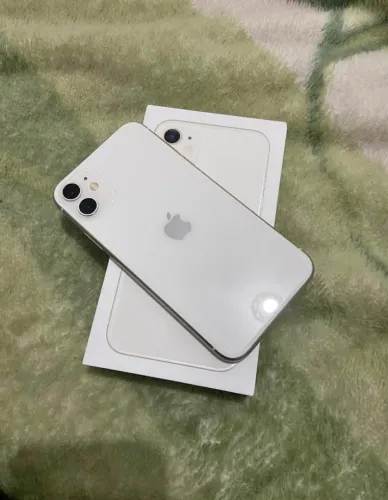 iPhone 11