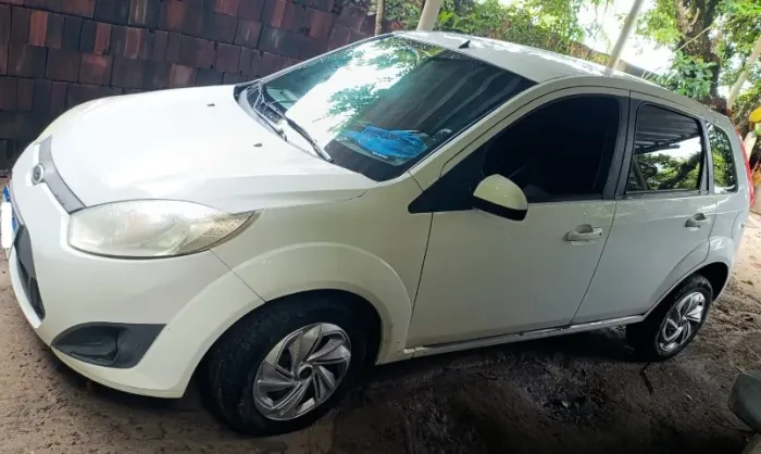Jogo de rodas de ferro aro 14 + calotas furação 4x108 ford, citroen e peugeot
