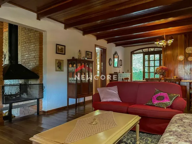 Casa em Vila Natal - Vila Natal - Campos do Jordão/SP