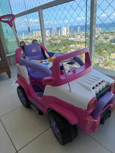 Jeep Calesita carrinho de brinquedo infantil