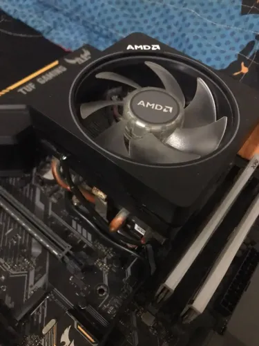 Processador Ryzen 3100 + Cooler Prism RGB AMD