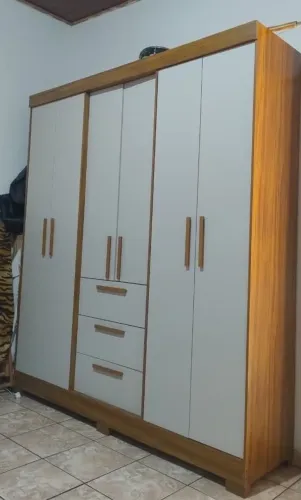 Guarda-roupa