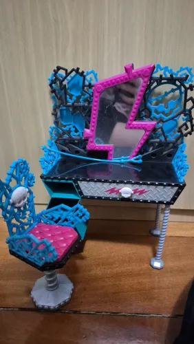 Penteadeira Frankie Monster High 