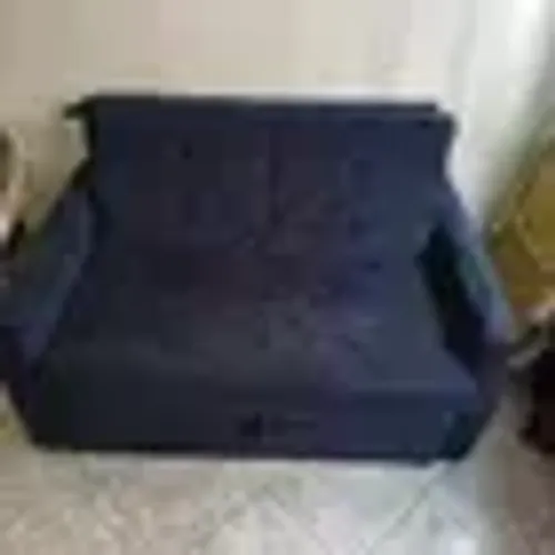 DOAÇÃO - Sofá-cama Matrix 2 Lugares, Cor Azul, Pés de PVC - Usado (Doação)