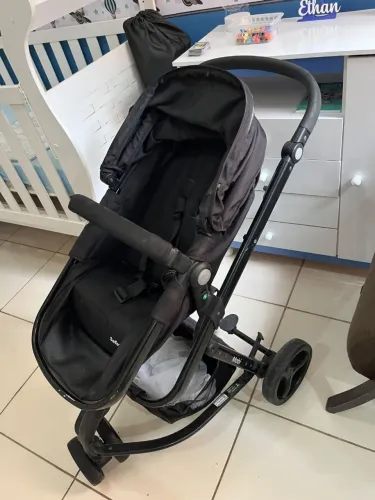 Carrinho de bebê Safery 1st