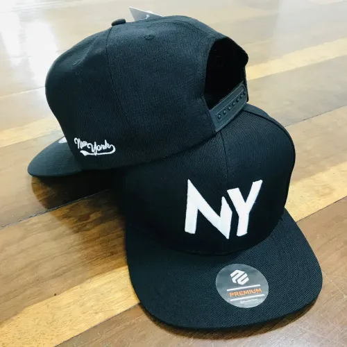 Boné Aba Retas preto e branco New York da New era