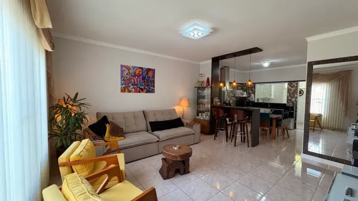 Casa com 77 m², no Condomínio Farmland II, 2 quartos, em Guararema - SP