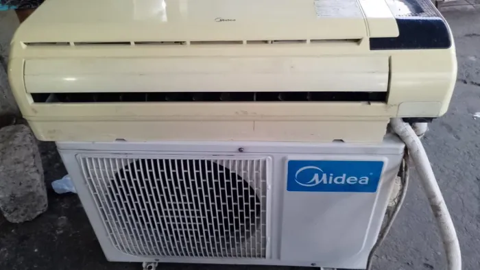 Split Midea 9.000 