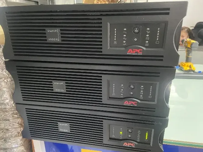 Nobreak Senoidal - APC Smart-UPS LX 3000VA