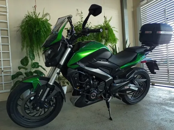 Bajaj Dominar 400 - Pra quem é exigente!