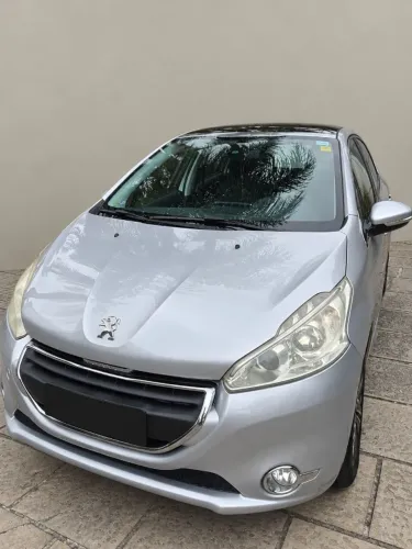 Peugeot 208 Griffe 1.6 Flex 16V 5P Aut. 2015