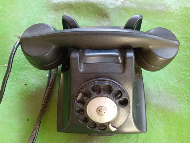 Telefone antigo Baquelite 