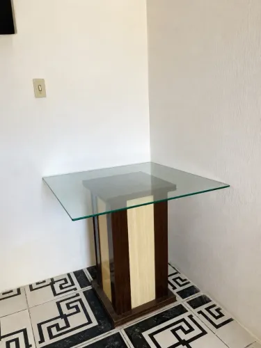 Vendo ou troco mesa de vidro