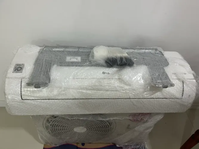 Vendo Ar Condicionado Split LG inverter USADO