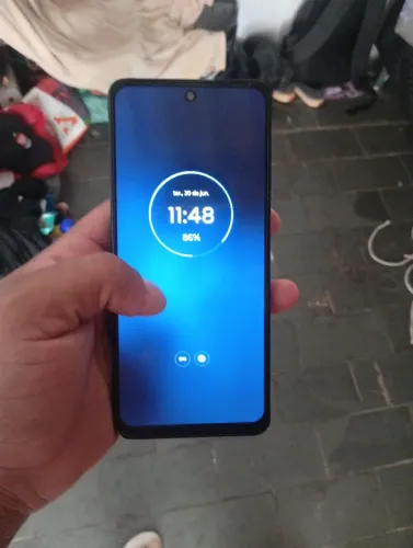 Dois celulares
