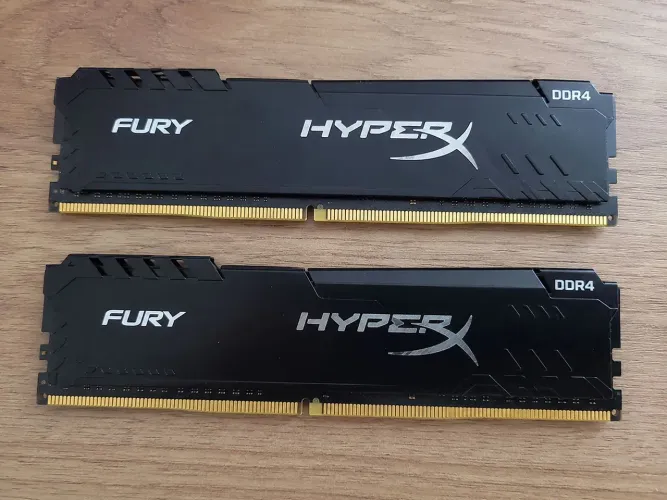 2x8 GB RAM 2666mhz Hyperx