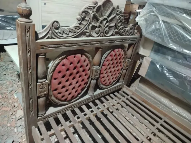 Cama de casal vintage