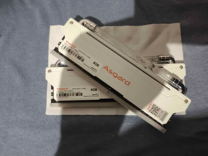 memória ram ddr4  Asgard Loki W3 