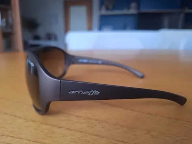 Óculos Vintage. Arnette.  Mande in Italy