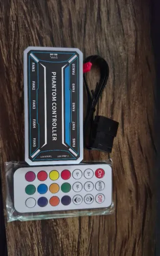 Controladora RGB/Fan Hub Phantom Controller NOVA