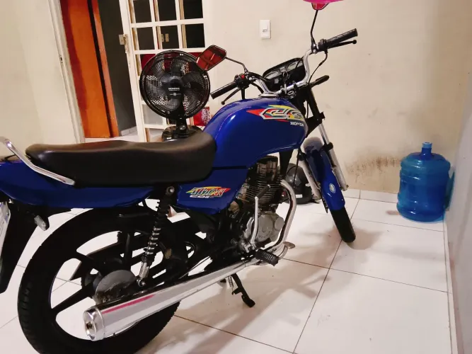 Cg Titan 1997, R$6.000